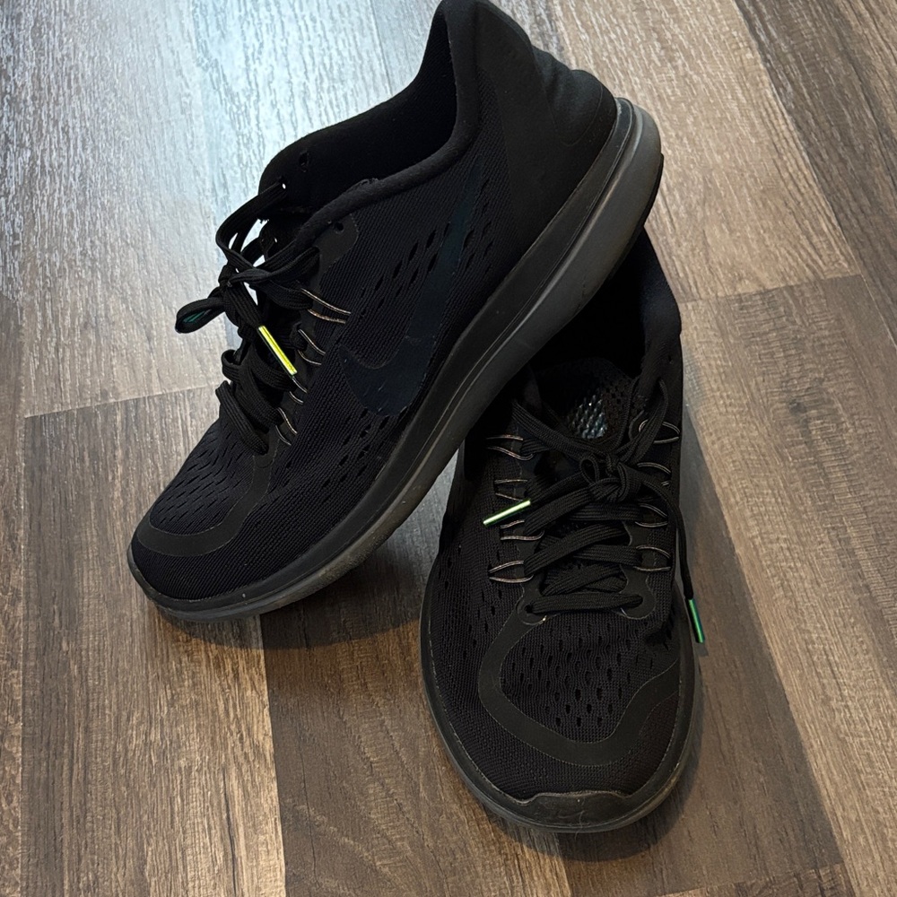 Nike Black Running Sneakers